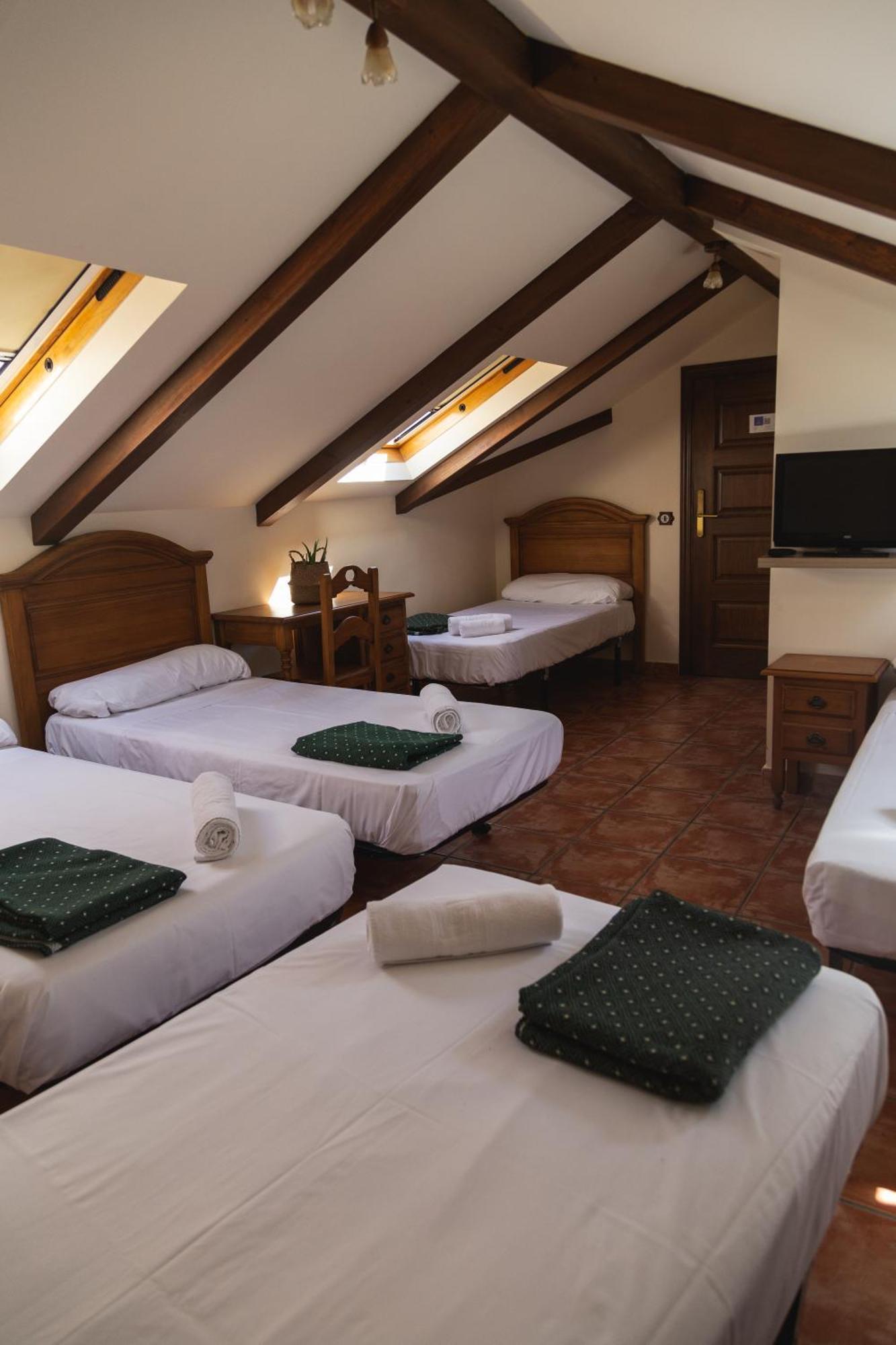 Hostal Corper Navalcarnero Exteriér fotografie